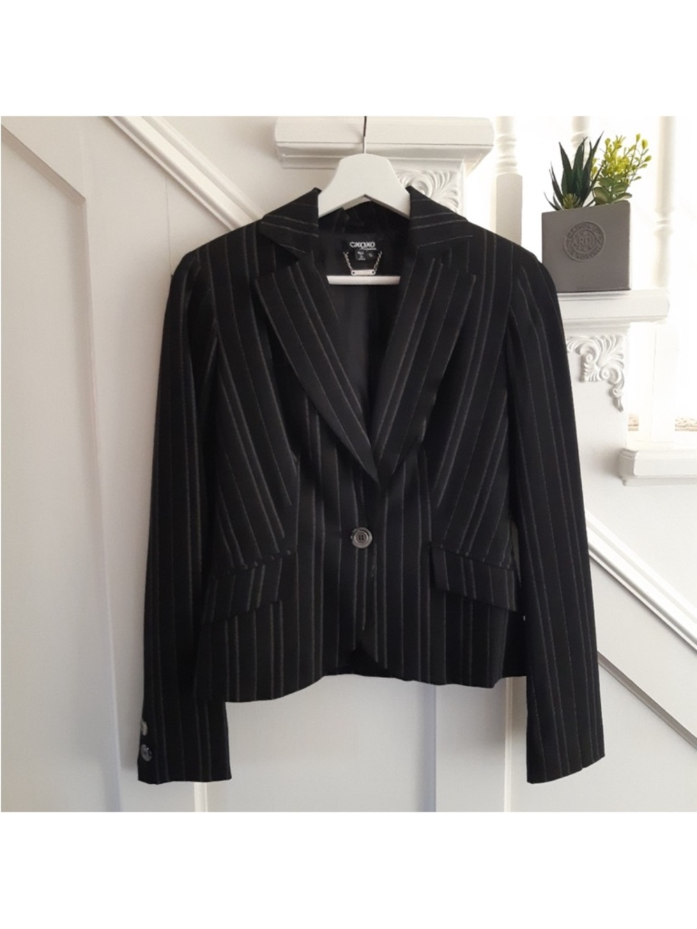 XOXO stripped fitted blazer